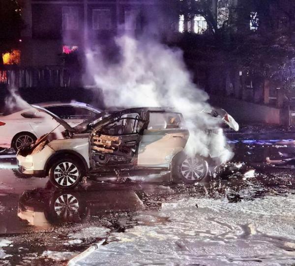 2020��10��27�գ�����һ�������綯������ȼ��ը